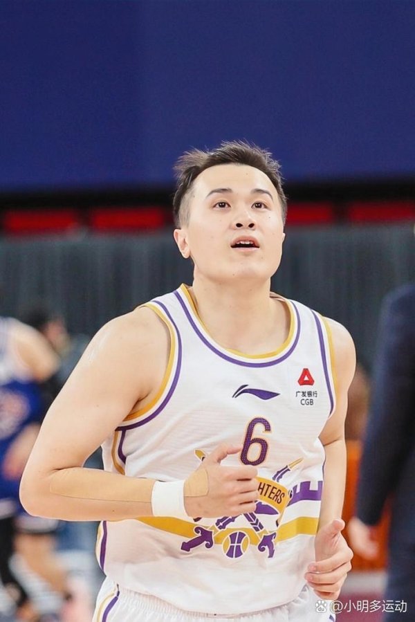 巅峰国际APP 弗格狂砍40分辽宁大胜宁波 张帆贡献22+10北控轻松击败吉林